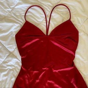 Windsor Red Satin/Silk V Neck Mini Dress Bodycon
